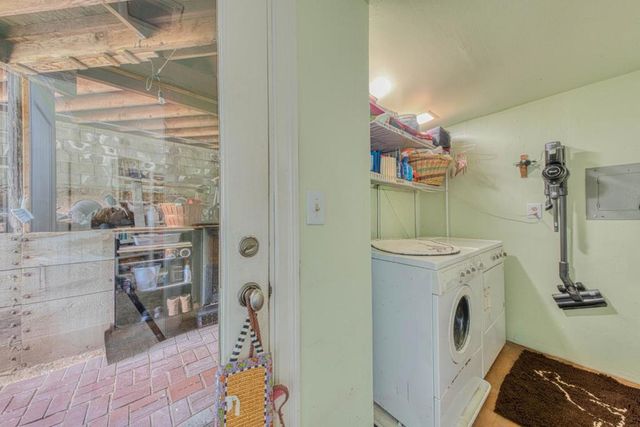 100 Carol Way, Aptos, CA 95003