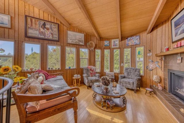 100 Carol Way, Aptos, CA 95003