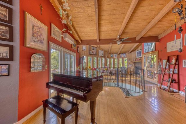 100 Carol Way, Aptos, CA 95003