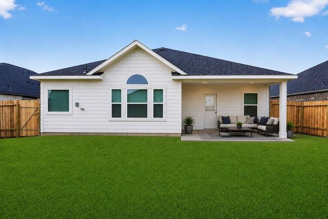 2123 Spring Hollow Drive, Baytown, TX 77521