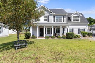 232 Hickory RD E, Chesapeake, VA 23322