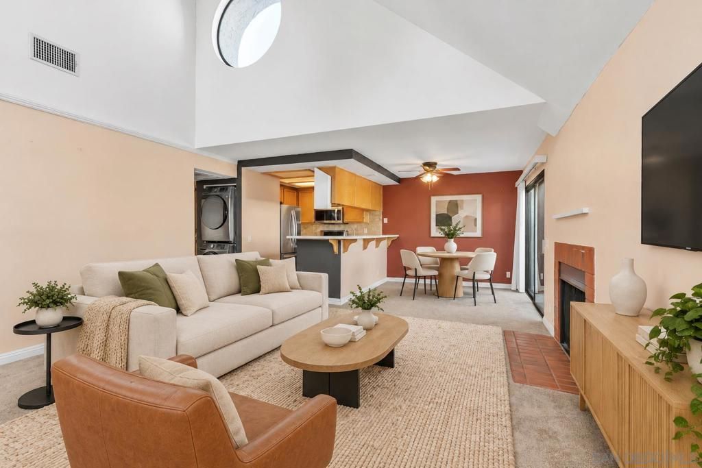 11865 Caminito Ronaldo 200, San Diego, CA 92128 — photo 4