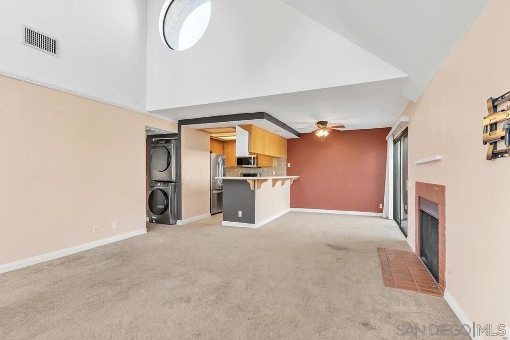 11865 Caminito Ronaldo 200, San Diego, CA 92128 — photo 5
