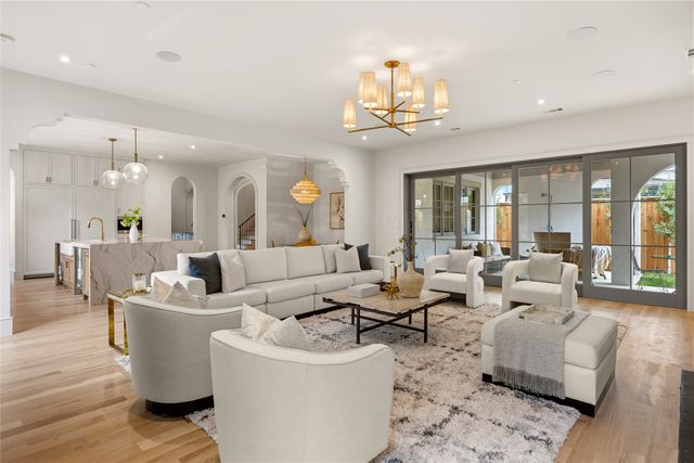 4021 Southwestern Boulevard, University Park, TX 75225