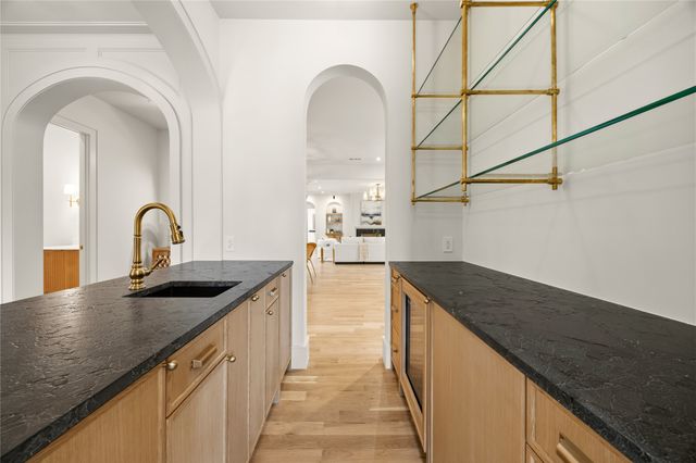 4021 Southwestern Boulevard, University Park, TX 75225