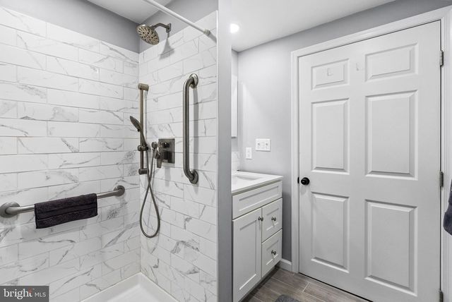 165 CLOVER CIR, Southampton, PA 18966