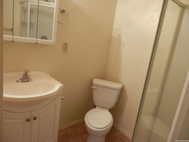 306 OELKERS DR, New Braunfels, TX 78130