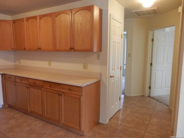 306 OELKERS DR, New Braunfels, TX 78130