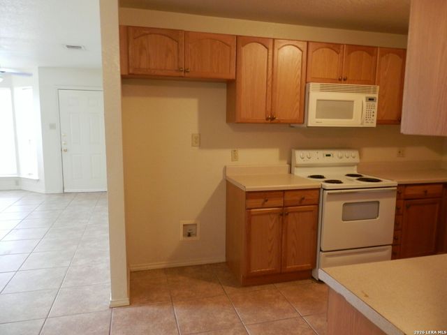 306 OELKERS DR, New Braunfels, TX 78130