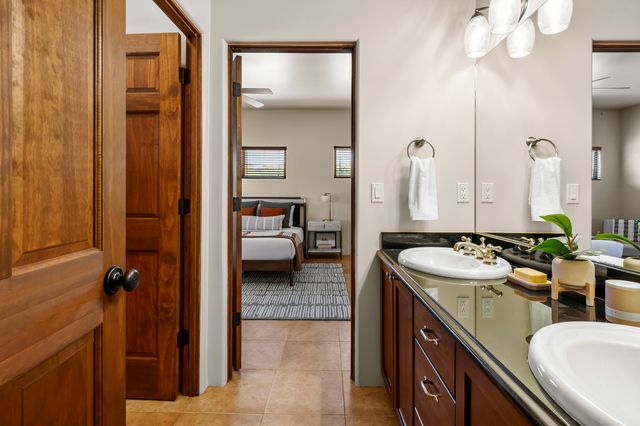 9B Paseo Del Pajaro, Santa Fe, NM 87506