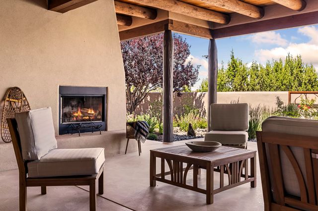 9B Paseo Del Pajaro, Santa Fe, NM 87506