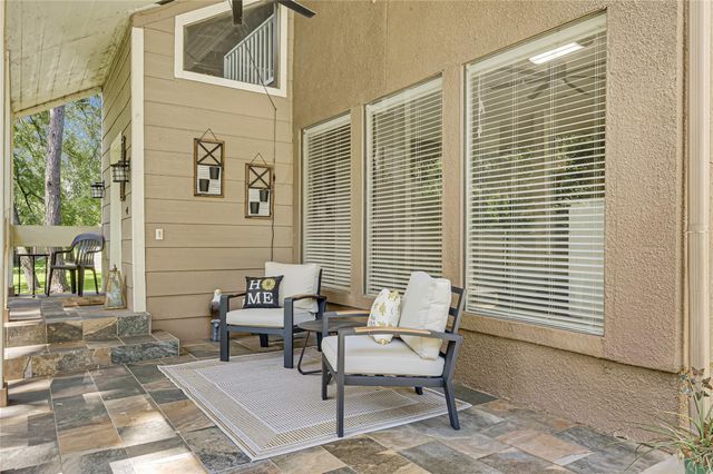 111 Springs Edge Drive, Conroe, TX 77356