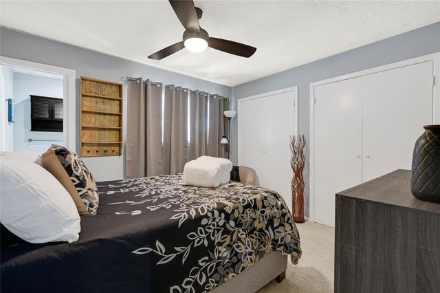 111 Springs Edge Drive, Conroe, TX 77356