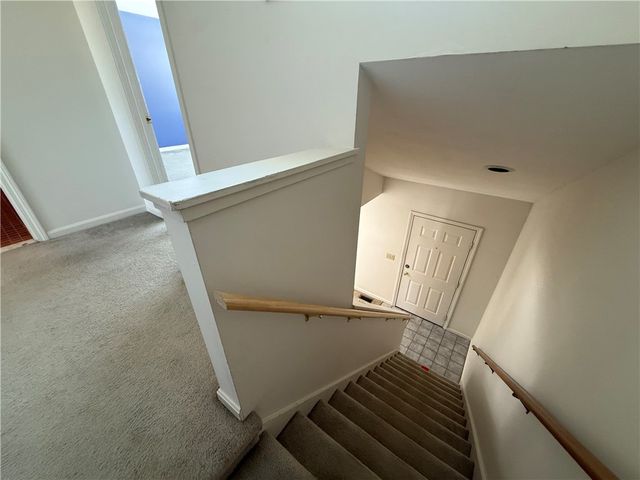 351 New London Avenue 302, Warwick, RI 02886