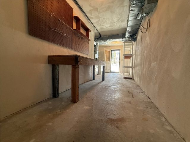 351 New London Avenue 302, Warwick, RI 02886