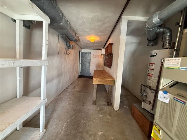 351 New London Avenue 302, Warwick, RI 02886