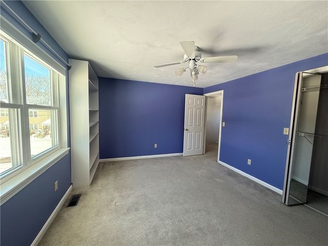 351 New London Avenue 302, Warwick, RI 02886