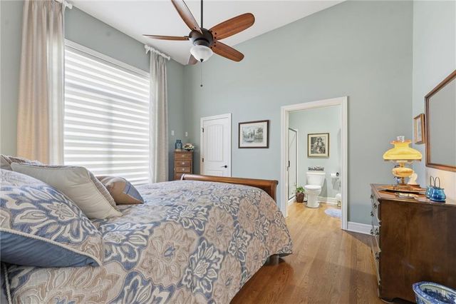 900 Oakmont Drive, Lansing, KS 66043