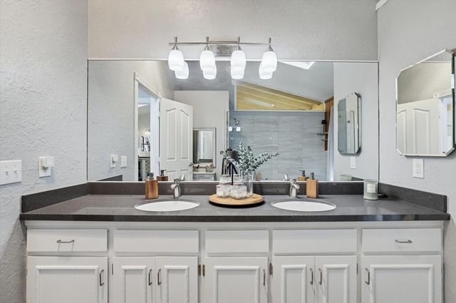 2383 Pinon Rd, Rescue, CA 95672