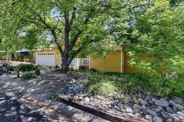 2383 Pinon Rd, Rescue, CA 95672