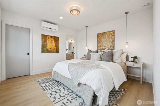 2628 58th Avenue SW, Seattle, WA 98116