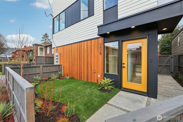 2628 58th Avenue SW, Seattle, WA 98116