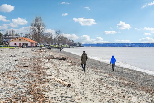 2628 58th Avenue SW, Seattle, WA 98116