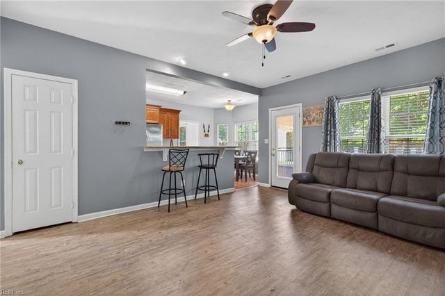 2217 Arrowstone CT, Virginia Beach, VA 23456