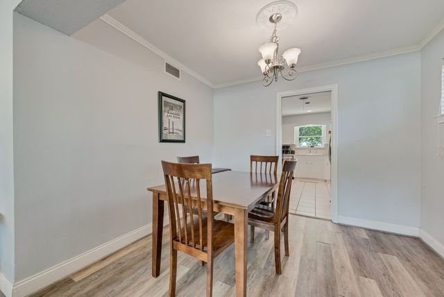 9619 Liptonshire Drive, Dallas, TX 75238