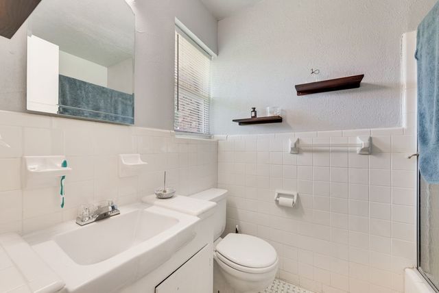 9619 Liptonshire Drive, Dallas, TX 75238