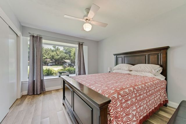 9619 Liptonshire Drive, Dallas, TX 75238