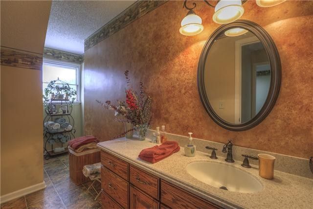 4086 Murfreesboro Hwy, Manchester, TN 37355