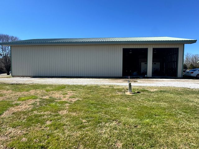 4086 Murfreesboro Hwy, Manchester, TN 37355