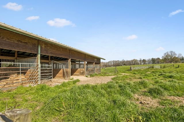 4086 Murfreesboro Hwy, Manchester, TN 37355