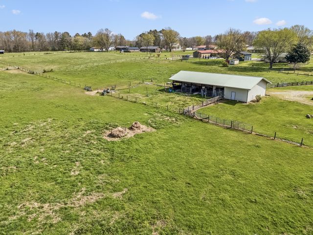 4086 Murfreesboro Hwy, Manchester, TN 37355