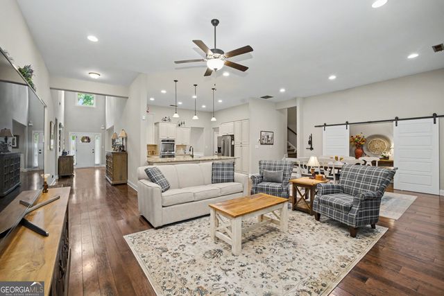 143 Linchwood Drive, Senoia, GA 30276