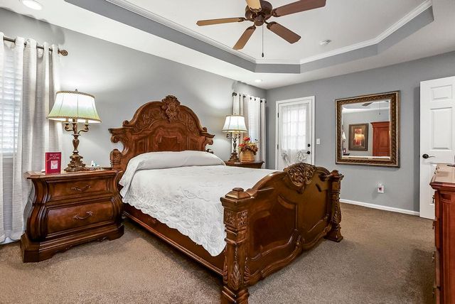 2413 SW RICHWOOD Circle, Blue Springs, MO 64015