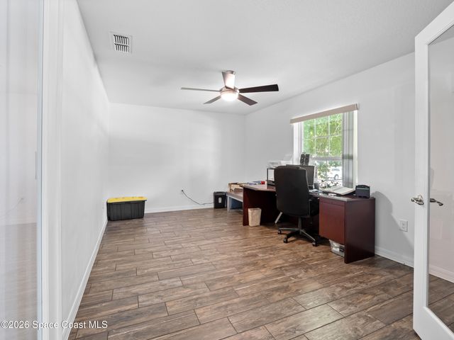 1201 Roslyn Avenue NW, Palm Bay, FL 32907