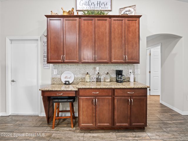 1201 Roslyn Avenue NW, Palm Bay, FL 32907