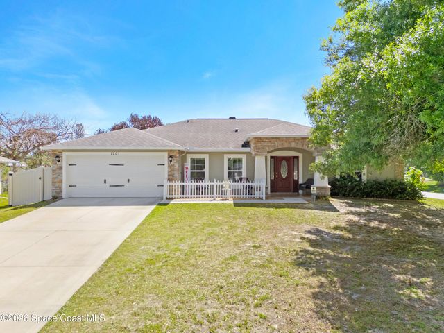 1201 Roslyn Avenue NW, Palm Bay, FL 32907