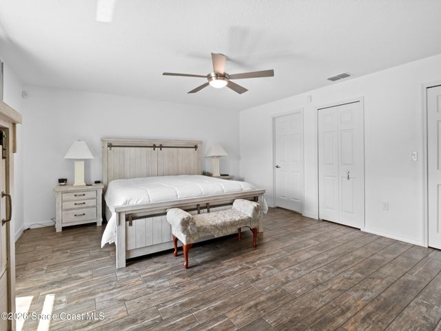 1201 Roslyn Avenue NW, Palm Bay, FL 32907