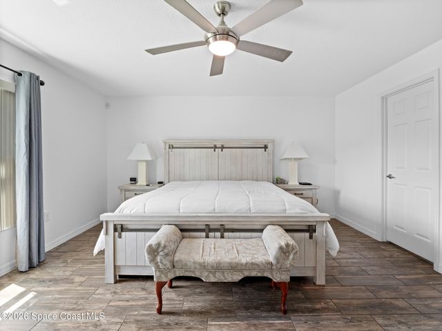 1201 Roslyn Avenue NW, Palm Bay, FL 32907