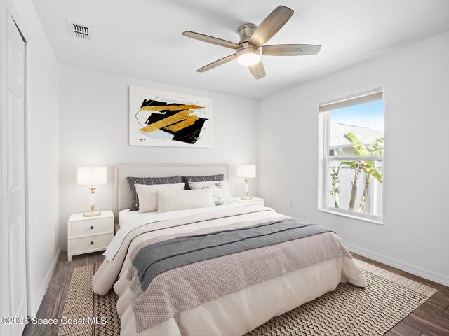 1201 Roslyn Avenue NW, Palm Bay, FL 32907