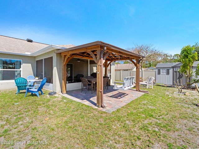 1201 Roslyn Avenue NW, Palm Bay, FL 32907