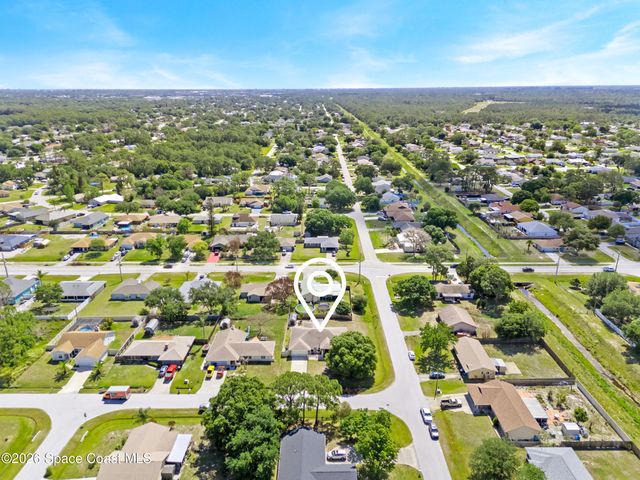 1201 Roslyn Avenue NW, Palm Bay, FL 32907