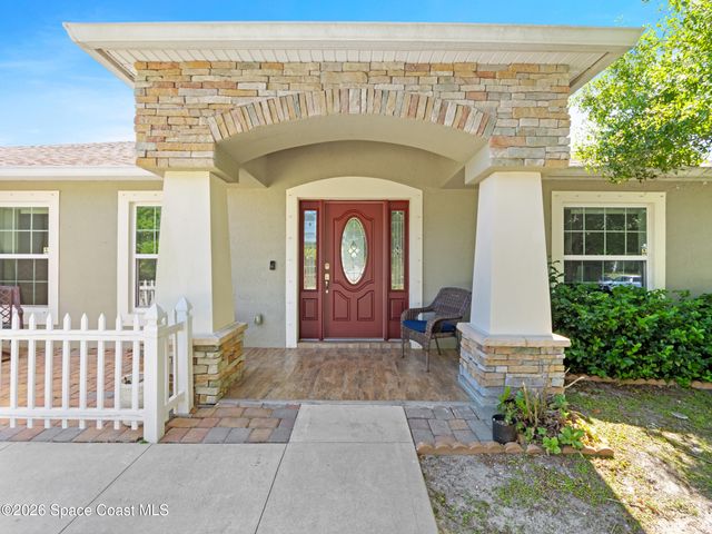 1201 Roslyn Avenue NW, Palm Bay, FL 32907