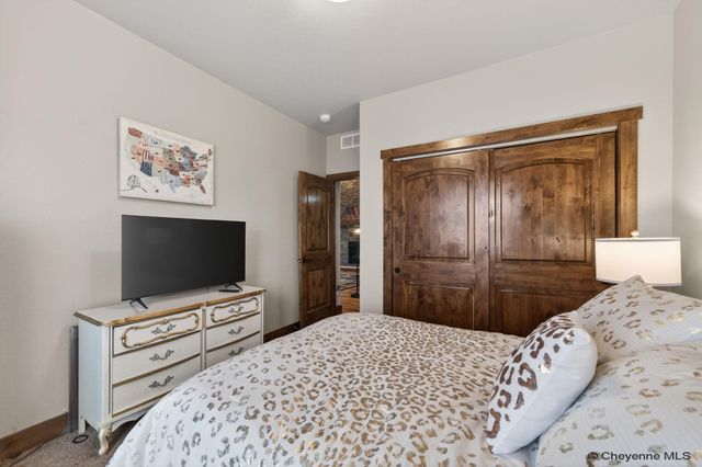 6512 CROSSBOW TRAIL, Cheyenne, WY 82001