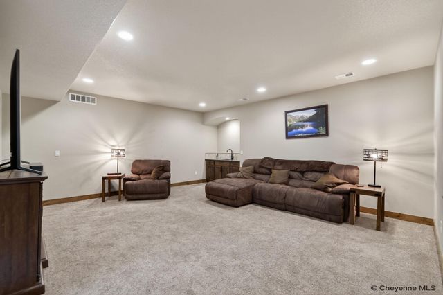 6512 CROSSBOW TRAIL, Cheyenne, WY 82001