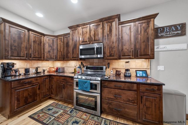 6512 CROSSBOW TRAIL, Cheyenne, WY 82001