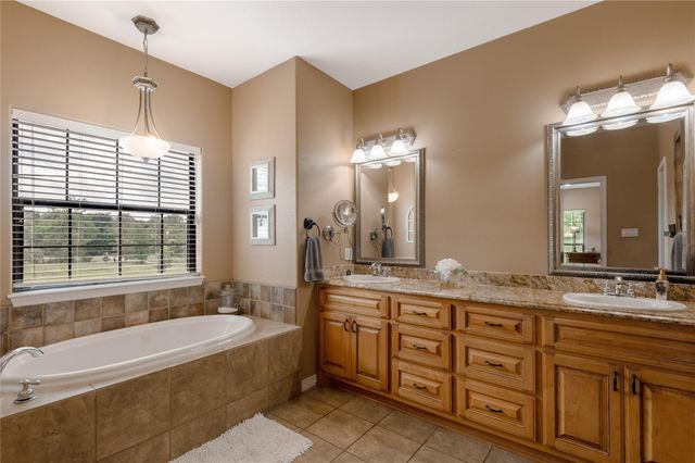 231 Dogwood Hill Trail, Groveton, TX 75845